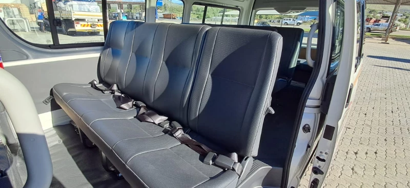 TOYOTA HIACE SES FIKILE 2.5D 16 SEATER