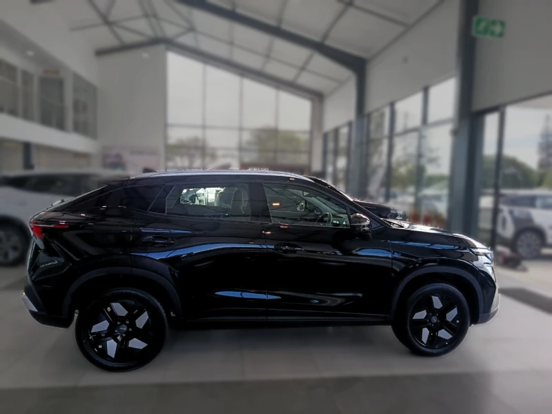 OMODA C5 HEV