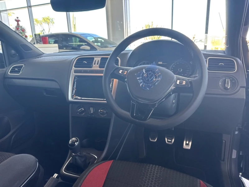 VOLKSWAGEN POLO VIVO 1.0 TSI 81KW GT