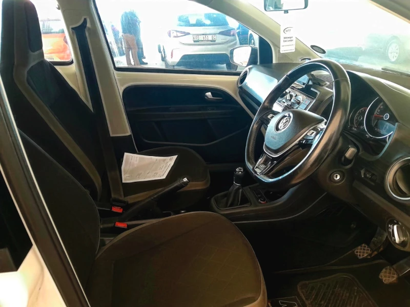 2017 Volkswagen Cross Up! 55kw 5-door