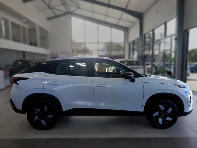 OMODA C5 HEV