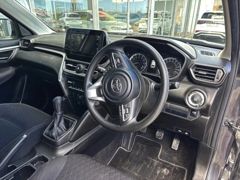 2025 Toyota Urban Cruiser 1.5 Xr Mt