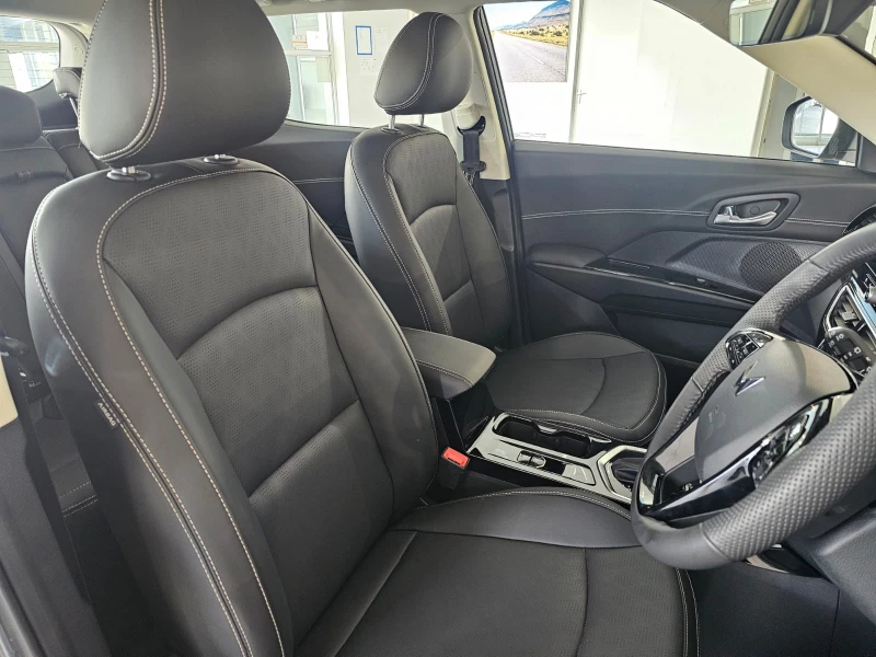 MAHINDRA XUV3X0 1.2T AX7L AT