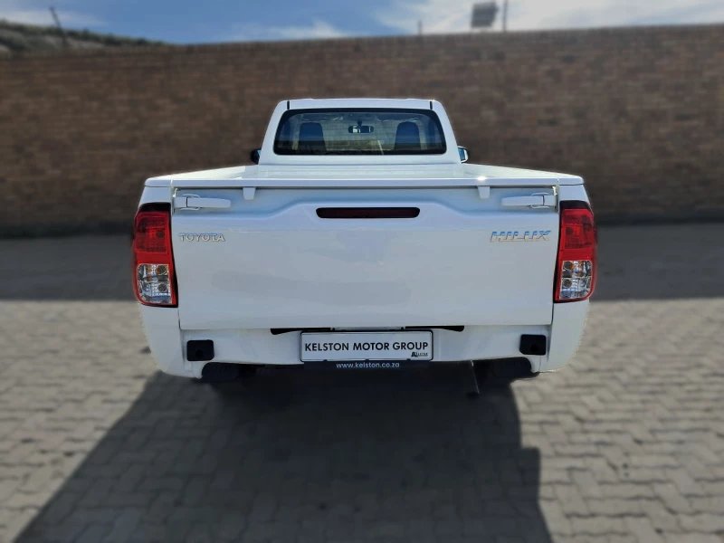 TOYOTA  HILUX SC 24 GD S AC 5MT