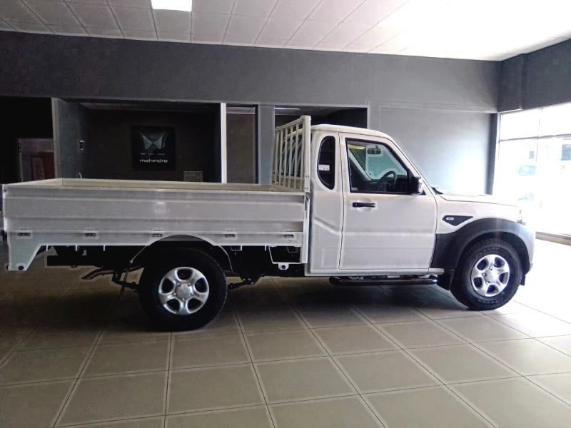MAHINDRA PIK UP 22 MHAWK SC 4X2 MT S4 DROPSIDE AC