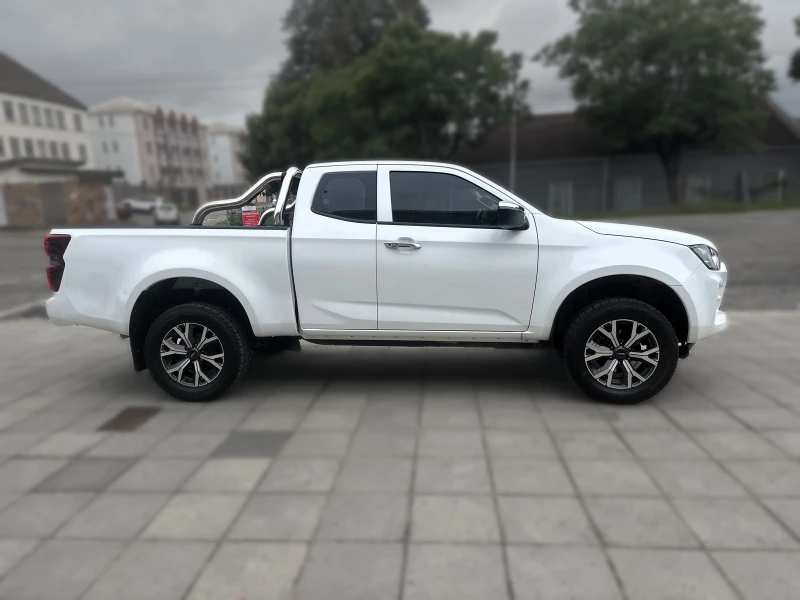 2023 Isuzu 3.0 Ddi E/cab Hr Lse A/t