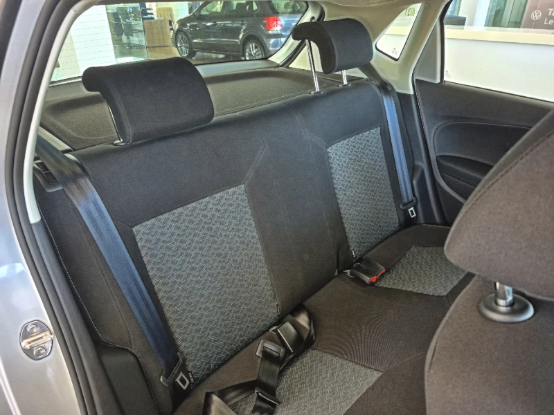 VOLKSWAGEN POLO VIVO 1.6 77KW LIFE TIPTRONIC