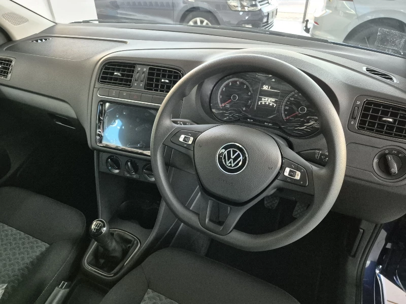 VOLKSWAGEN POLO VIVO 1.4 63KW LIFE
